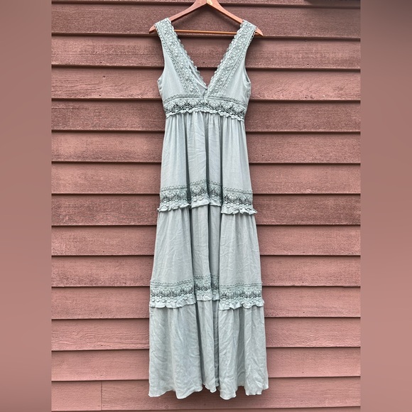 Forever 21 maxi lace boho dress - Picture 3 of 6